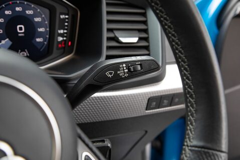 Audi A1 SPORTBACK TFSI S LINE 18