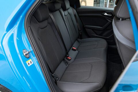 Audi A1 SPORTBACK TFSI S LINE 33