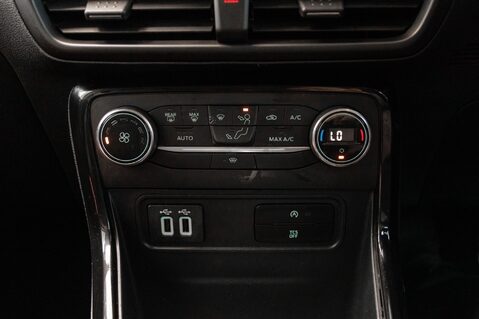 Ford Ecosport ST-LINE 31