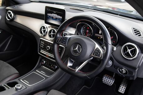 Mercedes-Benz GLA Class GLA 200 AMG LINE EDITION