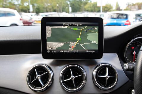 Mercedes-Benz GLA Class GLA 200 AMG LINE EDITION 28