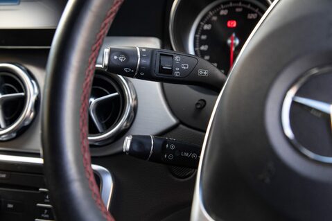 Mercedes-Benz GLA Class GLA 200 AMG LINE EDITION 17