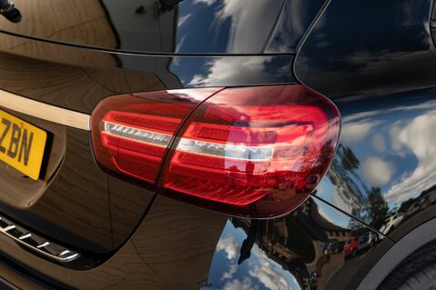 Mercedes-Benz GLA Class GLA 200 AMG LINE EDITION 9