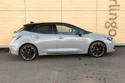 Toyota Corolla GR SPORT 12