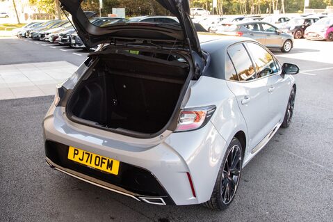 Toyota Corolla GR SPORT 33