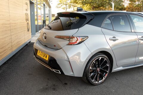 Toyota Corolla GR SPORT 8