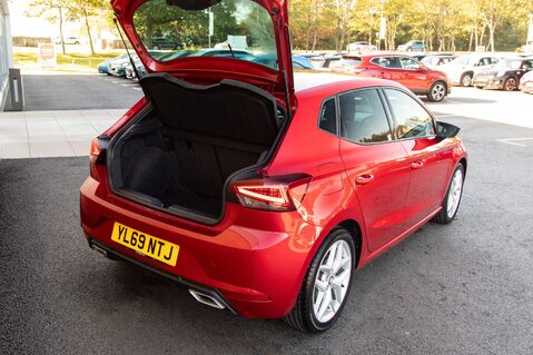 SEAT Ibiza TSI FR 33