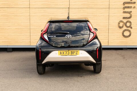 Toyota Aygo X VVT-I EDGE 6