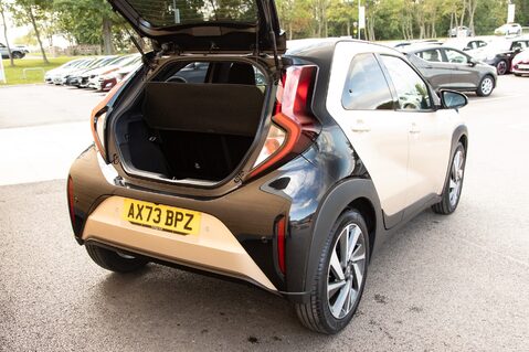 Toyota Aygo X VVT-I EDGE 34