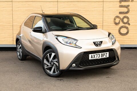 Toyota Aygo X VVT-I EDGE 1