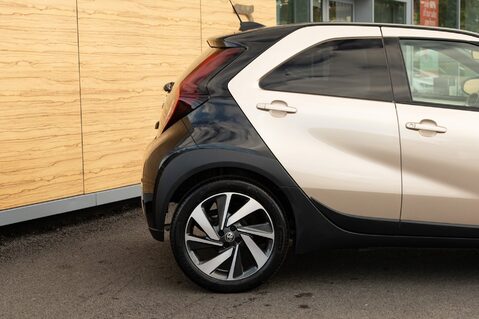 Toyota Aygo X VVT-I EDGE 7