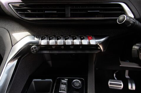 Peugeot 3008 S/S ALLURE PREMIUM PLUS 34