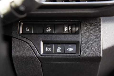 Peugeot 3008 S/S ALLURE PREMIUM PLUS 16