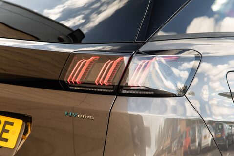 Peugeot 3008 S/S ALLURE PREMIUM PLUS 9