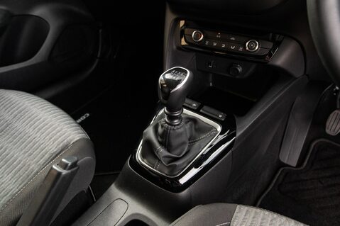 Vauxhall Corsa SE 28