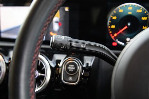 Mercedes-Benz A Class A 200 AMG LINE PREMIUM PLUS 18