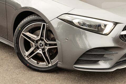 Mercedes-Benz A Class A 200 AMG LINE PREMIUM PLUS 11