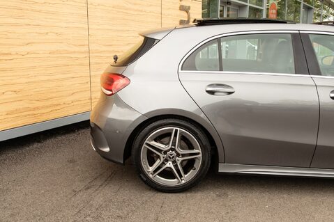 Mercedes-Benz A Class A 200 AMG LINE PREMIUM PLUS 7