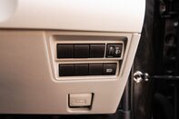 Toyota Yaris EXCEL FHEV 16