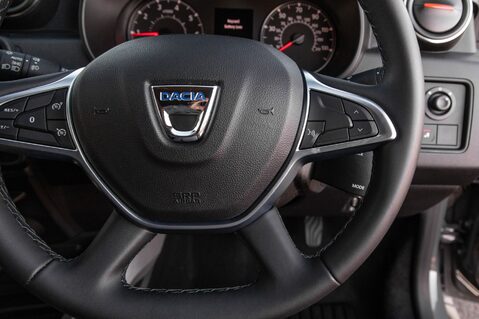 Dacia Duster EXTREME SE TCE EDC 20