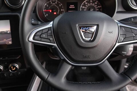 Dacia Duster EXTREME SE TCE EDC 19