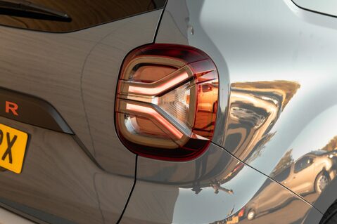 Dacia Duster EXTREME SE TCE EDC 9