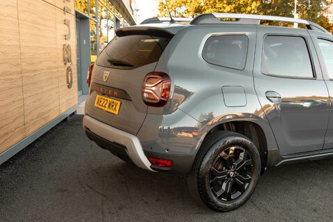 Dacia Duster EXTREME SE TCE EDC 8