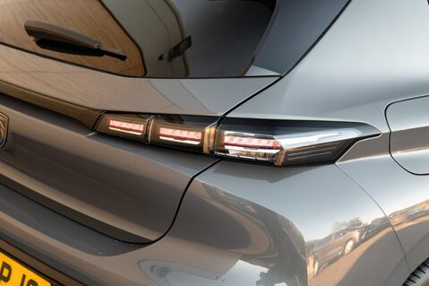 Peugeot 308 PURETECH S/S ALLURE PREMIUM 9