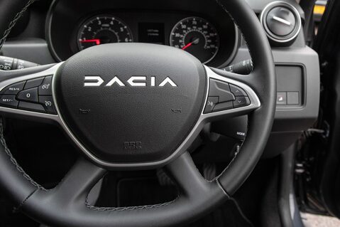 Dacia Duster JOURNEY TCE 20