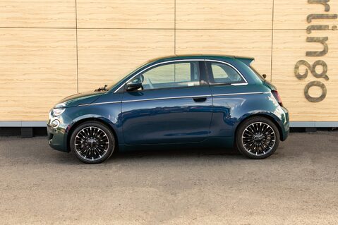 Fiat 500e LA PRIMA 13