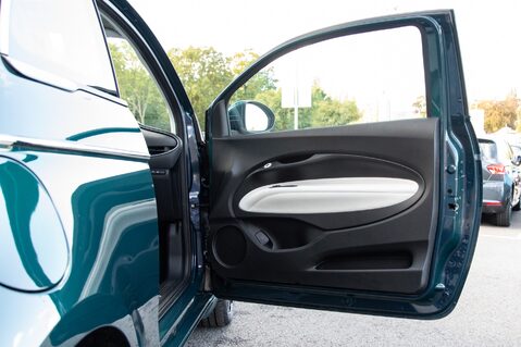 Fiat 500e LA PRIMA 14