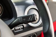Volkswagen Up BASE 18