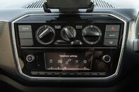 Volkswagen Up BASE 25