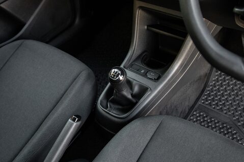 Volkswagen Up BASE 28