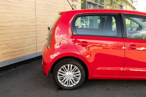 Volkswagen Up BASE 7