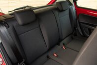 Volkswagen Up BASE 29