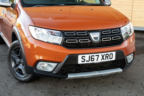 Dacia Sandero Stepway SE SUMMIT DCI 10