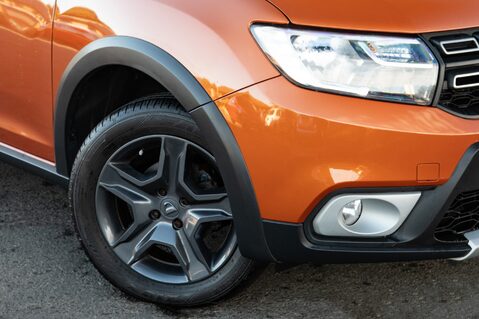 Dacia Sandero Stepway SE SUMMIT DCI 11