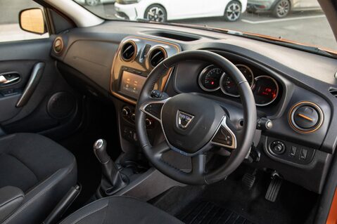 Dacia Sandero Stepway SE SUMMIT DCI 4