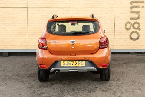 Dacia Sandero Stepway SE SUMMIT DCI 6