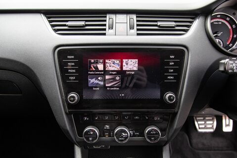 Skoda Octavia VRS CHALLENGE TSI DSG 29