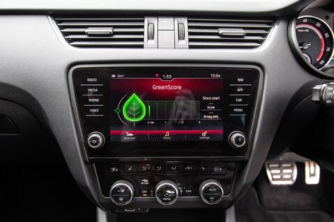 Skoda Octavia VRS CHALLENGE TSI DSG 27