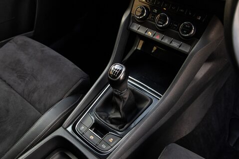 Skoda Karoq SE L TSI 32