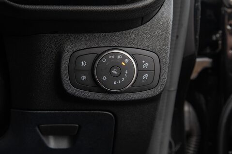 Ford Fiesta ST-LINE 16