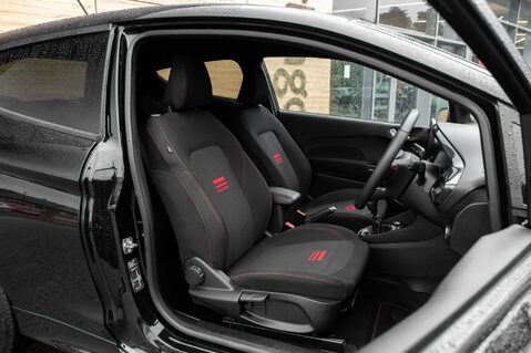 Ford Fiesta ST-LINE 29