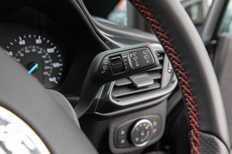 Ford Fiesta ST-LINE 18