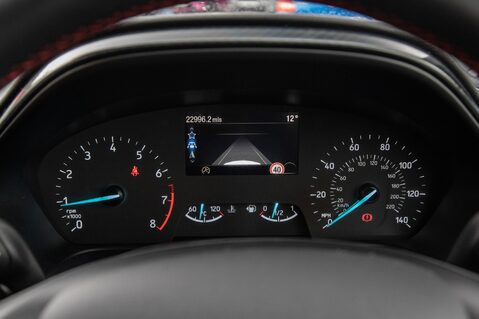 Ford Fiesta ST-LINE 15