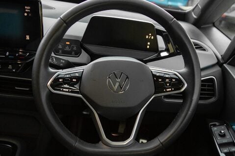 Volkswagen ID.3 FAMILY 21