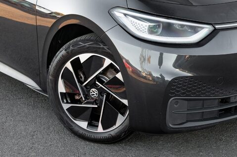 Volkswagen ID.3 FAMILY 11