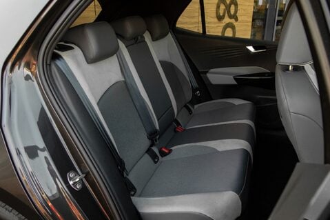 Volkswagen ID.3 FAMILY 36